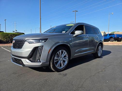 Argent Silver Metallic 2023 Cadillac XT6 Premium Luxury FWD