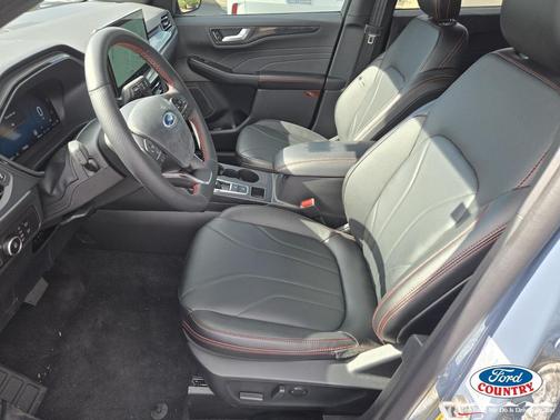 2025 Ford Escape ST-Line Elite