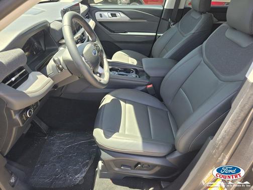 Carbonized Gray Metallic 2026 Ford Explorer Active