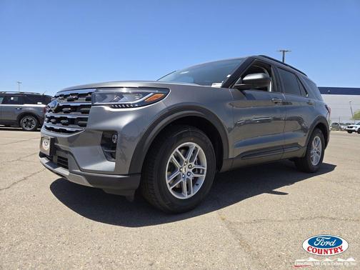 Carbonized Gray Metallic 2026 Ford Explorer Active