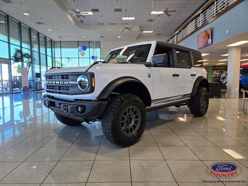 Oxford White 2026 Ford Bronco Big Bend
