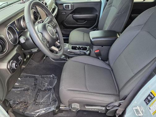 2023 Jeep Wrangler Willys