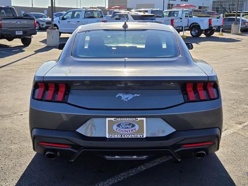 2024 Ford Mustang EcoBoost