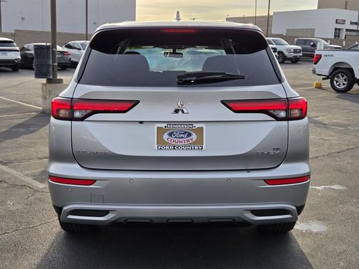2024 Mitsubishi Outlander PHEV SE S-AWC