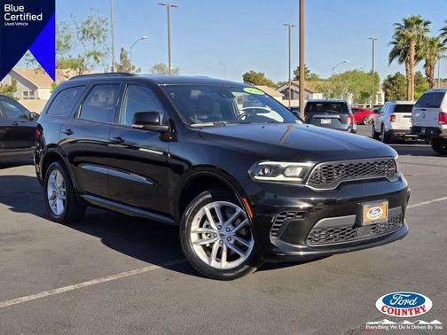 DB Black Crystal Clearcoat 2024 Dodge Durango GT Plus