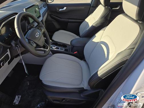 2026 Ford Escape Platinum