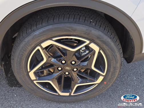 2026 Ford Escape Platinum