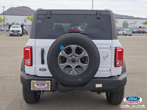 Oxford White 2026 Ford Bronco Big Bend