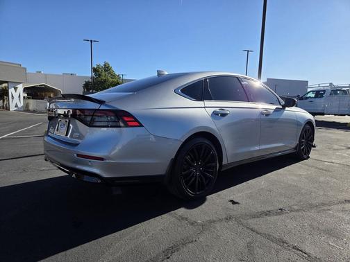 2023 Honda Accord Hybrid Touring