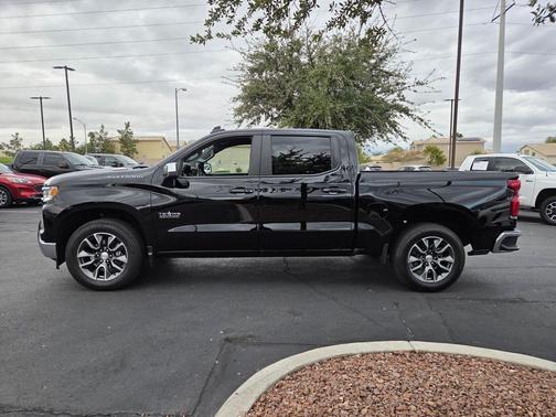 2025 Chevrolet Silverado 1500 LT