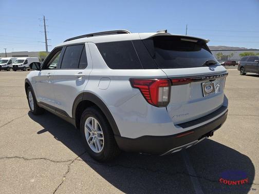 Space White Metallic 2026 Ford Explorer Active