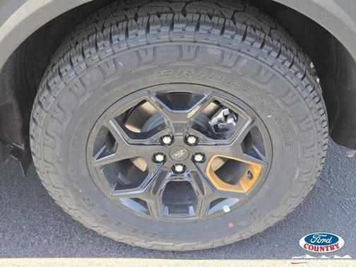 Agate Black Metallic 2026 Ford Explorer Tremor