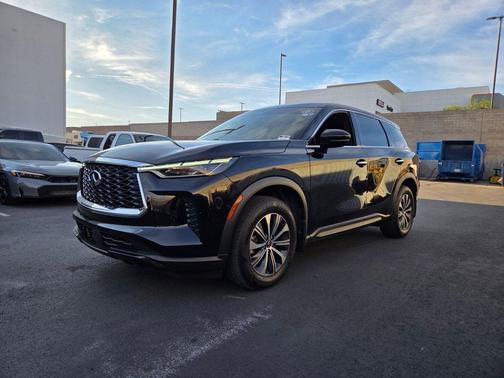 2025 INFINITI QX60 Pure