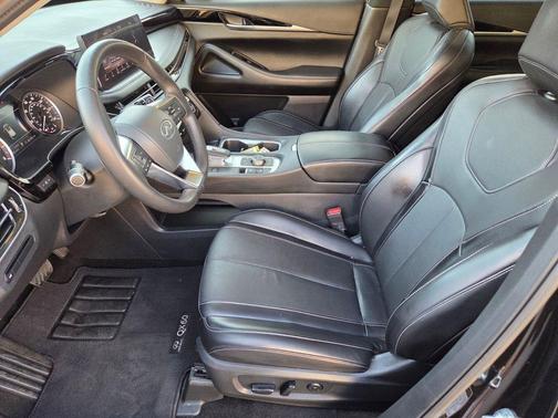 2025 INFINITI QX60 Pure