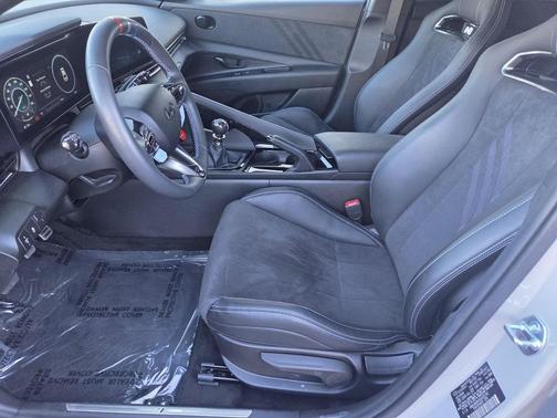 2025 Hyundai ELANTRA N Base