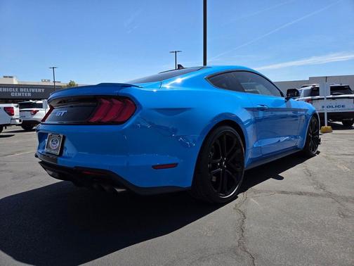 Grabber Blue Metallic 2022 Ford Mustang GT Premium