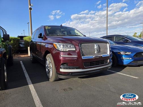 Diamond Red Metallic Tinted Clearcoat 2024 Lincoln Navigator Reserve