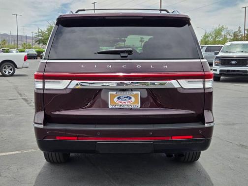 Diamond Red Metallic Tinted Clearcoat 2024 Lincoln Navigator Reserve