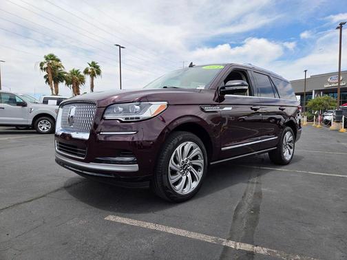 Diamond Red Metallic Tinted Clearcoat 2024 Lincoln Navigator Reserve