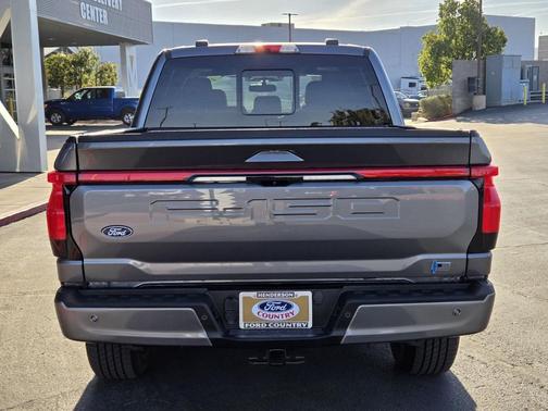 2024 Ford F-150 Lightning LARIAT