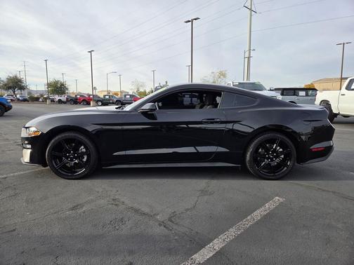 2020 Ford Mustang EcoBoost