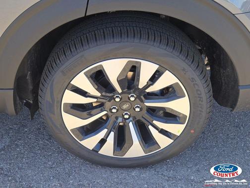 Carbonized Gray Metallic 2026 Ford Explorer Platinum