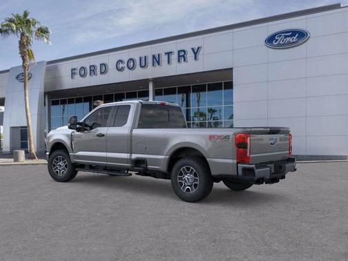 2025 Ford F-350 XLT