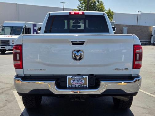 Bright White Clearcoat 2022 RAM 3500 Limited
