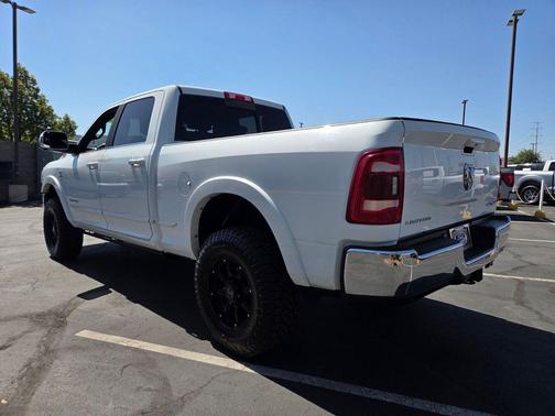 Bright White Clearcoat 2022 RAM 3500 Limited