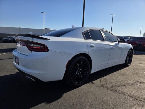 2018 Dodge Charger SXT Plus