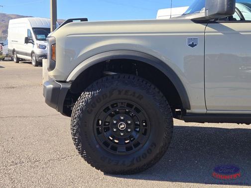 Desert Sand 2026 Ford Bronco Big Bend