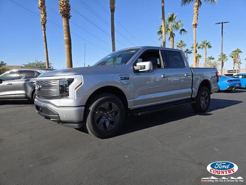 2025 Ford F-150 Lightning LARIAT
