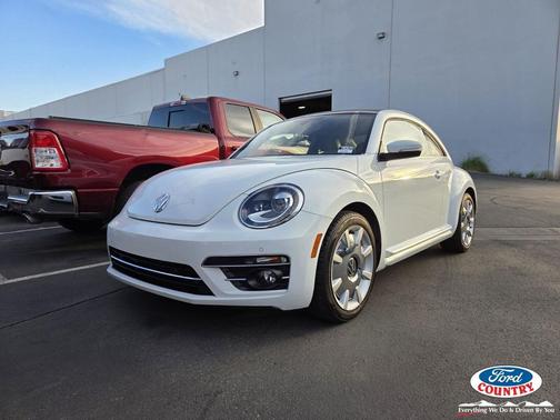 2019 Volkswagen Beetle 2.0T SE