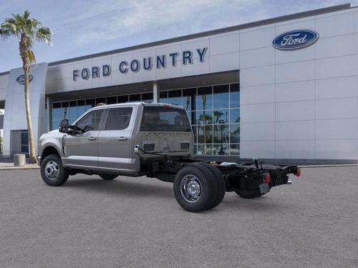 2025 Ford F-350 Lariat