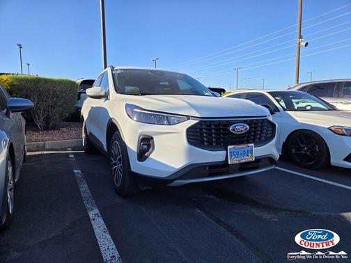 2024 Ford Escape PHEV SE