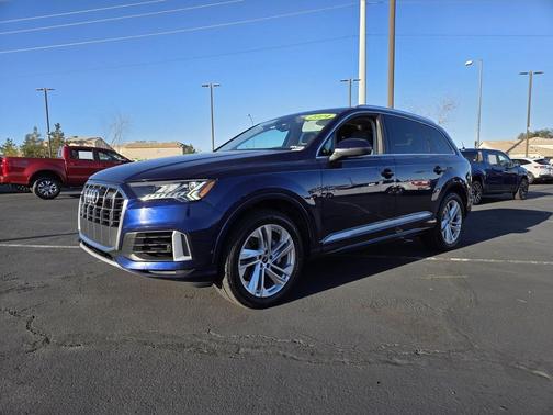 2024 Audi Q7 55 Premium Plus