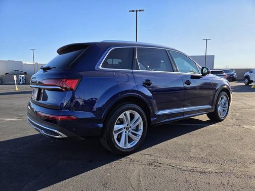 2024 Audi Q7 55 Premium Plus
