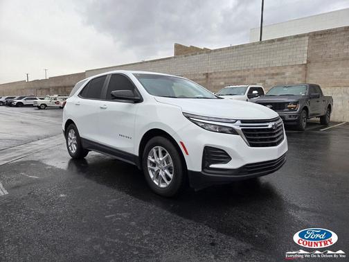 2022 Chevrolet Equinox LS