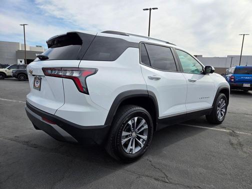 Summit White 2025 Chevrolet Equinox 1LT