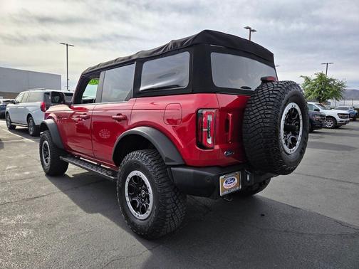 Rapid Red Metallic Tinted Clearcoat 2021 Ford Bronco Outer Banks