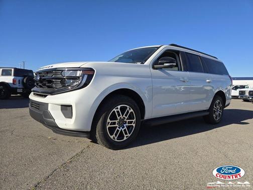 Star White Metallic Tri-Coat 2026 Ford Expedition Max Active 4x4