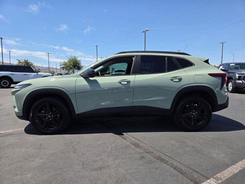 Cacti Green 2025 Chevrolet Trax FWD ACTIV