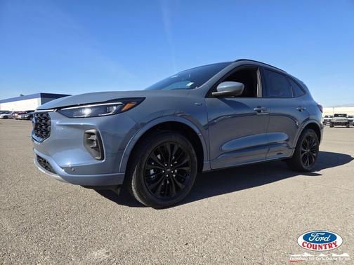 2026 Ford Escape ST-Line Elite