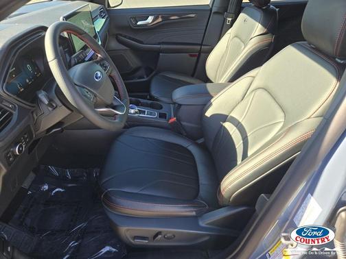 2026 Ford Escape ST-Line Elite