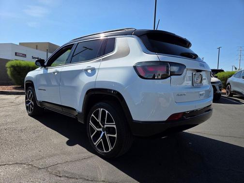 Bright White Clearcoat 2025 Jeep Compass Limited