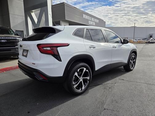 2024 Chevrolet Trax FWD 1RS