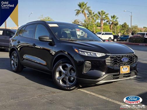 Agate Black Metallic 2025 Ford Escape ST-Line