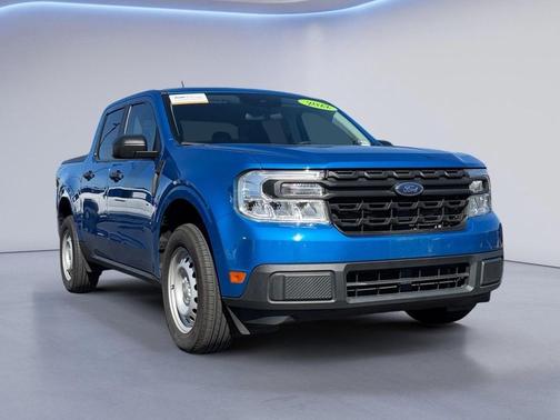 2022 Ford Maverick XL