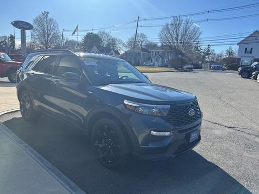 STONE BLUE METALLIC 2024 Ford Explorer ST-LINE