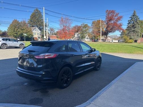 2023 Ford Edge ST LINE